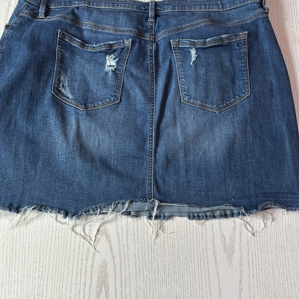 American Rag Blue Mini Skirt with Faded Wash - Picture 2 of 5